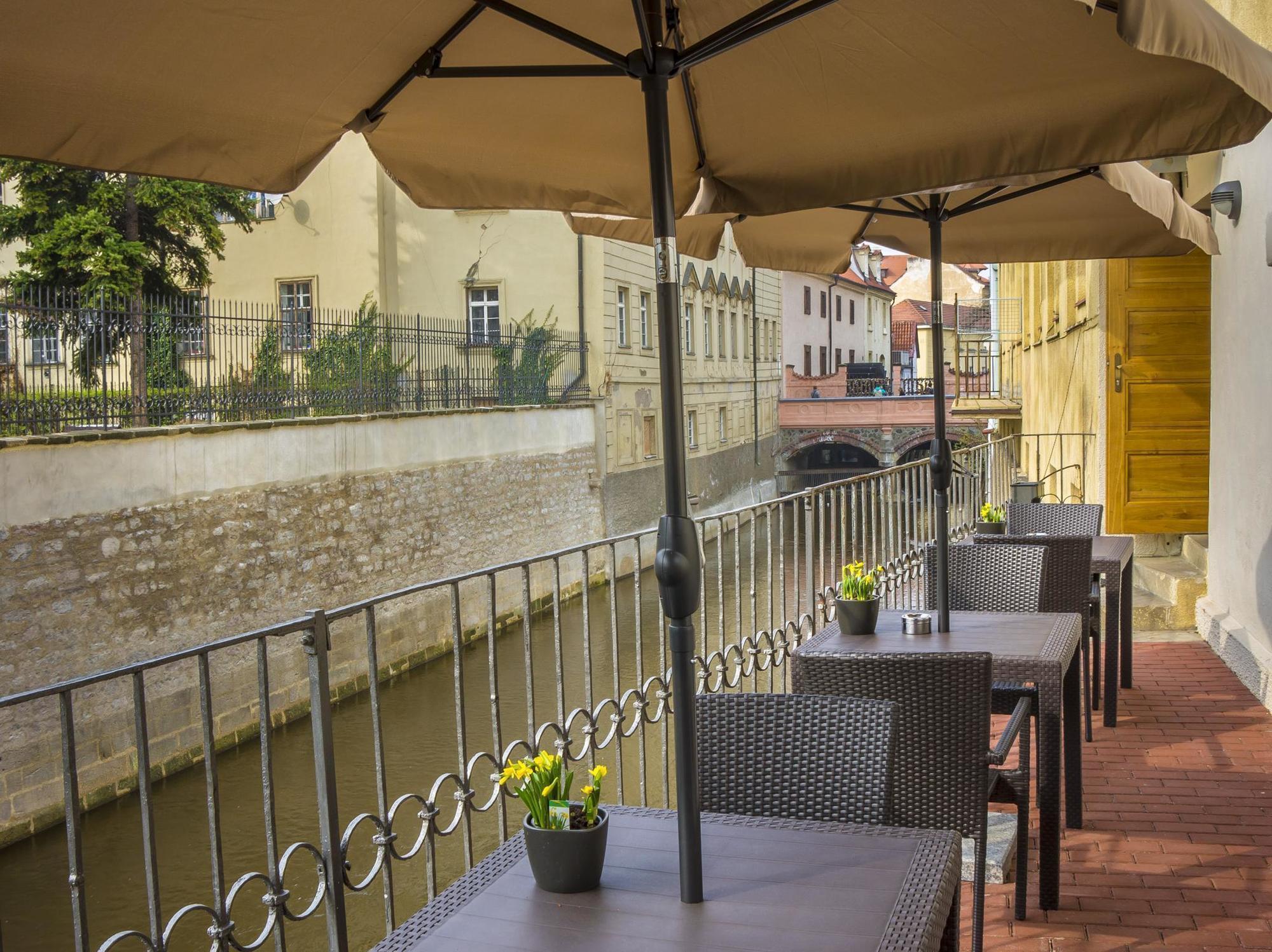 Pytloun Kampa Garden Praga